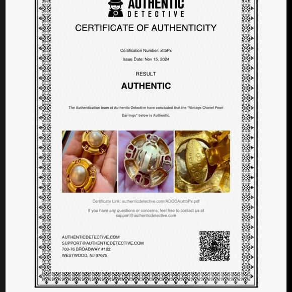 CHANEL Vintage CC Round Button Faux Pearl Clip-On Earring - Picture 10 of 10